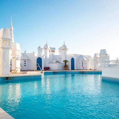 Popeye Suite: Puerto Marina Island Retreat with Rooftop Pool Benalmadena Exterior photo