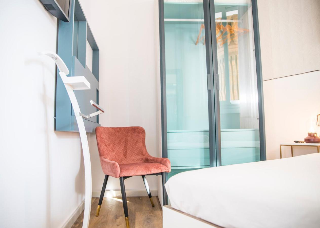 Popeye Suite: Puerto Marina Island Retreat with Rooftop Pool Benalmadena Exterior photo